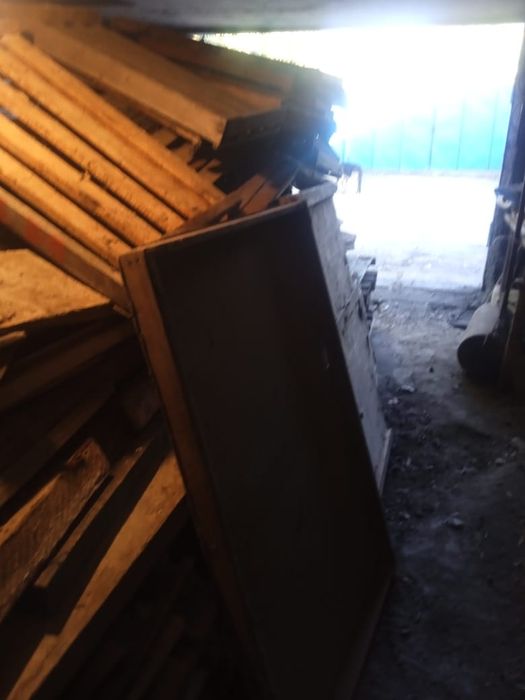 Продаются сухие дрова. Самовывоз.