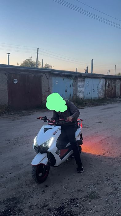 Продам Мопед М8 Про