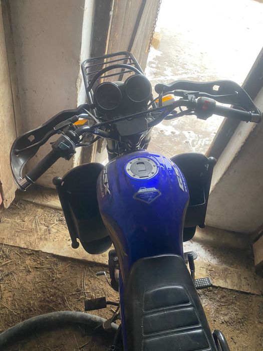 Мотоцикл Suzuki GSX 200 сатылады