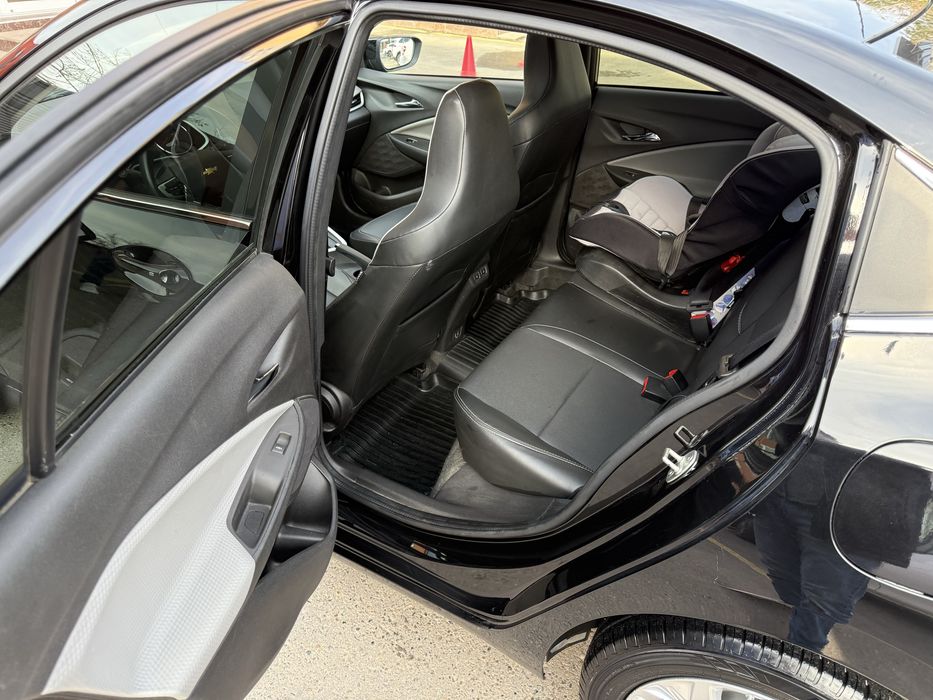 Chevrolet Onix Premier 2.