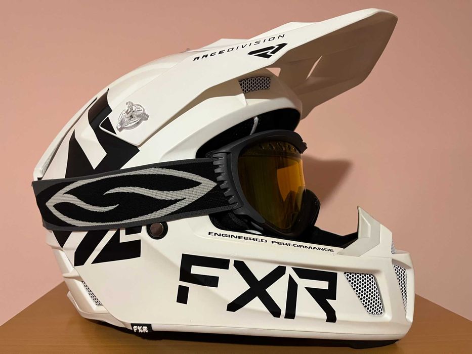 Каска за Мотокрос FXR Clutch Evo