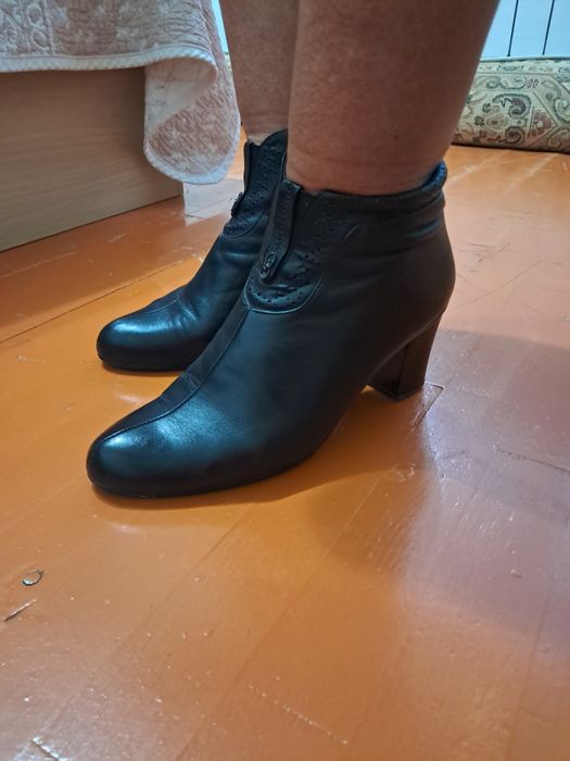 Женская обувь 40