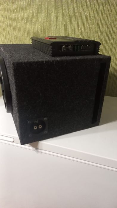 Сабвуфер усилитель .