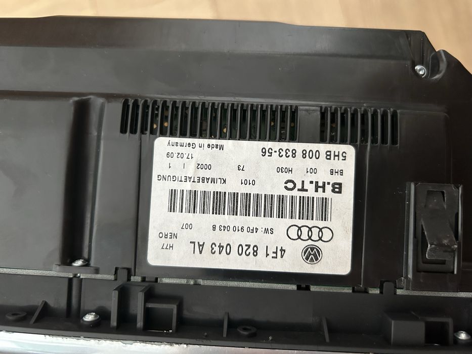 Panou clima / comanda clima audi a6 c6 4F 2010 - 4F1820043AL