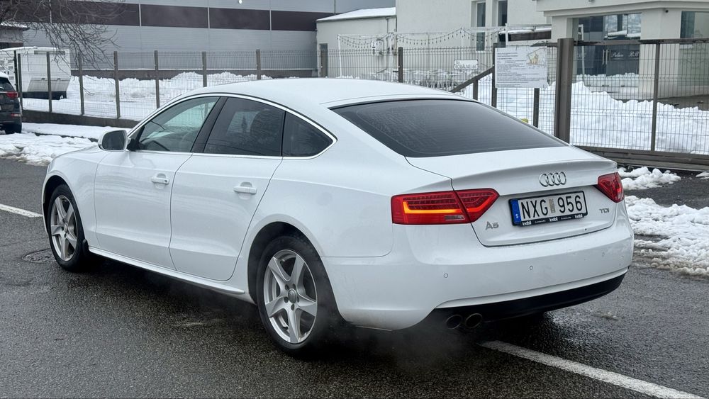 Audi A5 2.0 TDI 150 cai manual