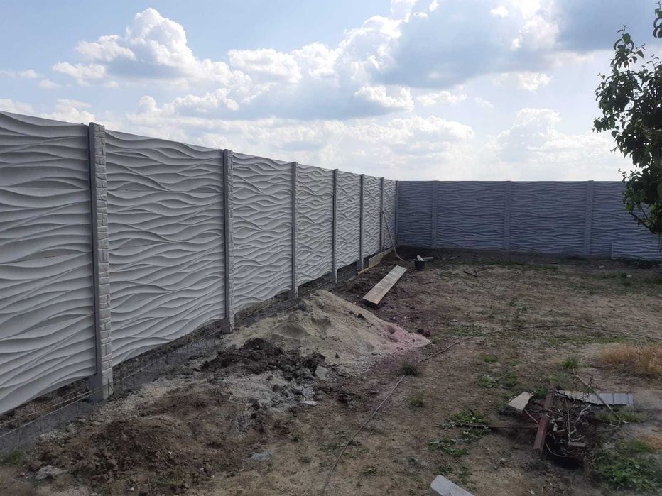 Placi de gard prefabricate