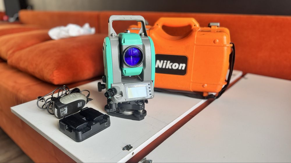 Тахеометр Nikon nivo5m