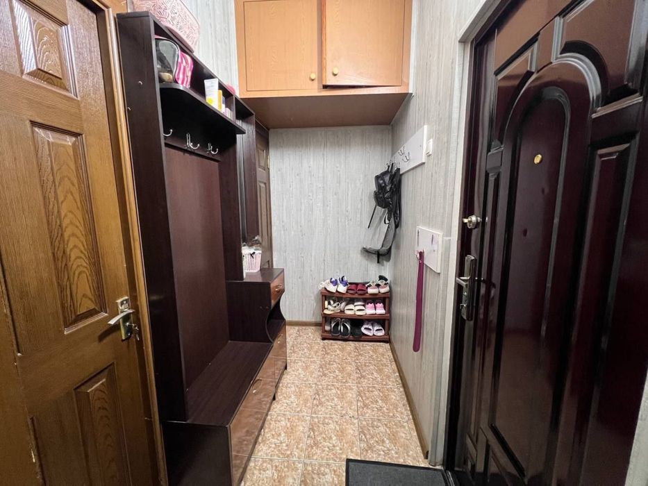 Юнусобод 7 кварталда 1 хона уй сотилади аринтир Алфраганус унверитети