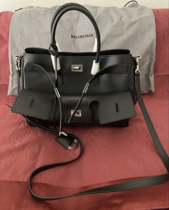 Чанта BALENCIAGA ( по модел)