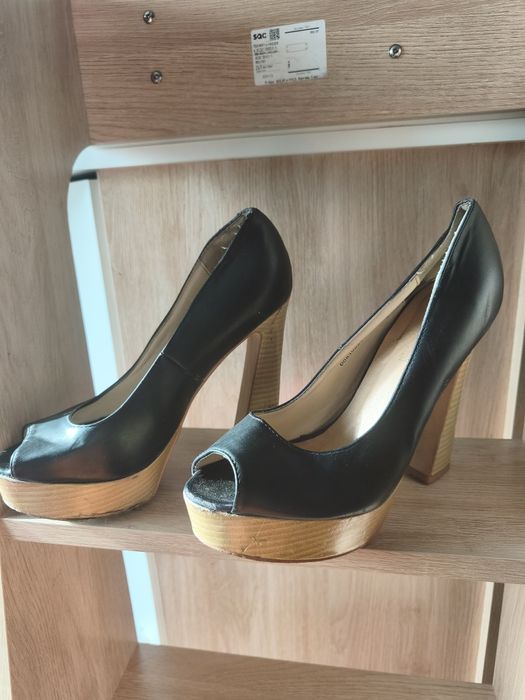 Туфли  высокий каблук 37