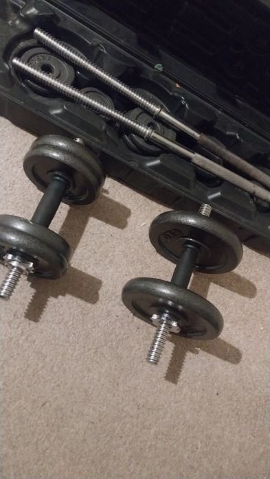 Продам гантели в сборе.