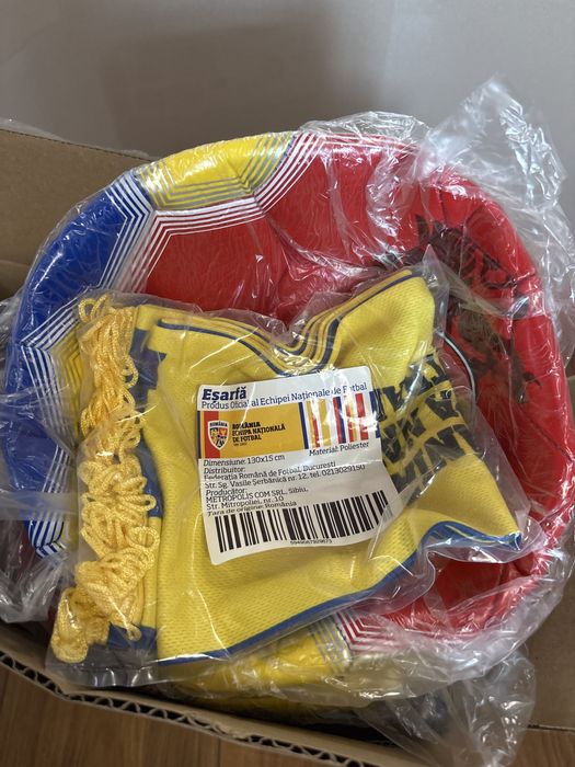 Pachet suporter Romania-Fular original+minge noua- 5 seturi disp.