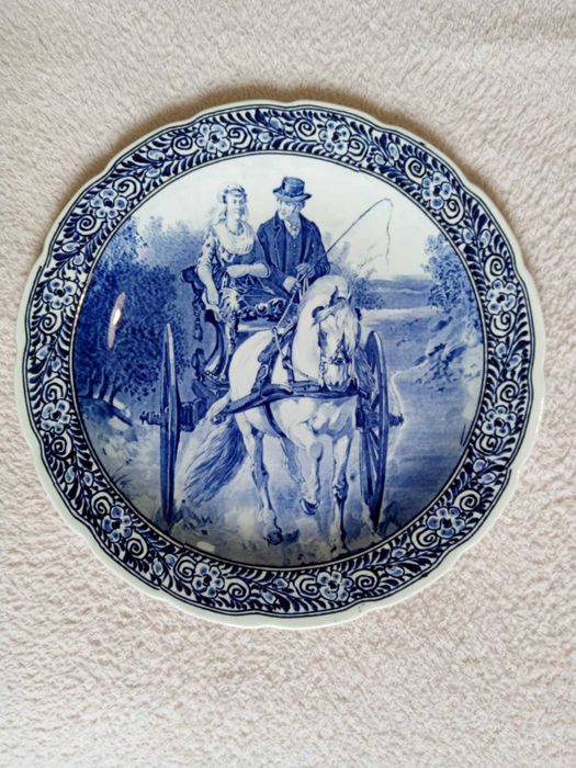 Чинии за стена на DELFT