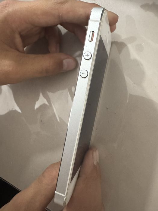 Iphone 5 сатылады