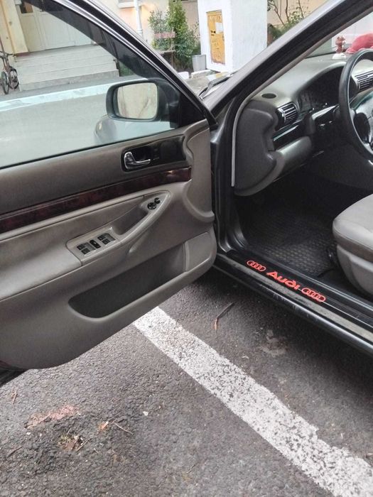 Vand sau Schimb Audi A4 b5 1995