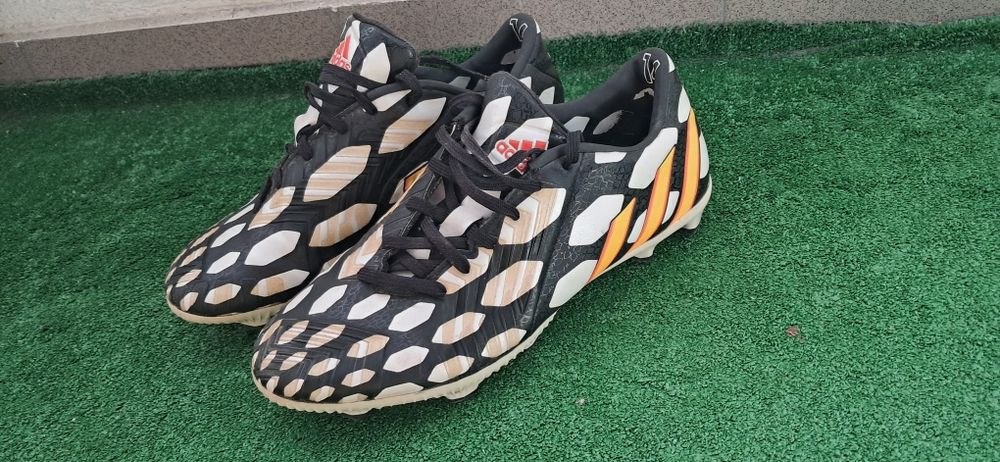 Ghete de fotbal ADIDAS cu crampoane