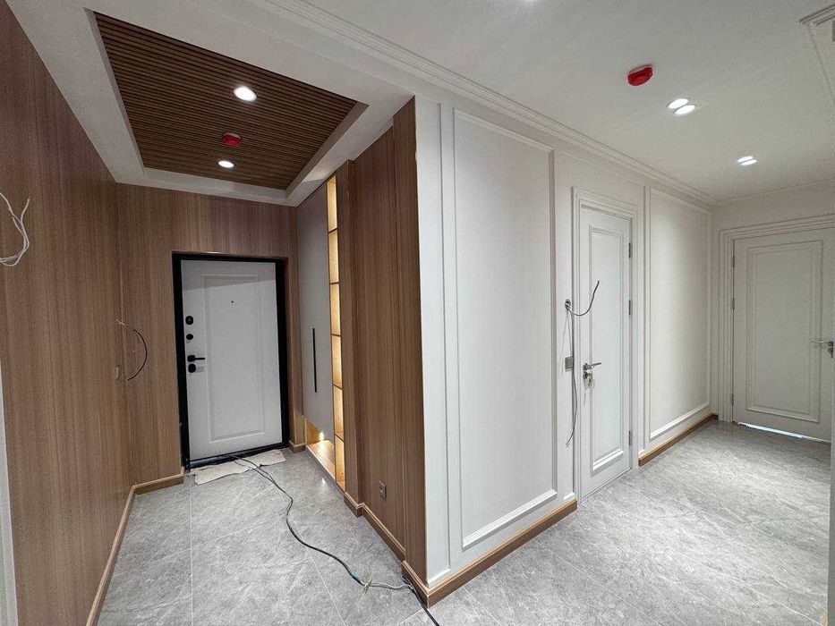 Новостройка в ЖК Saf Towers ITпарк 2/8/26 с ремонтом 70 кв.м. =