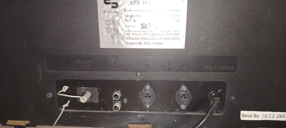 Уредбата с грамофон Schneider SPP112