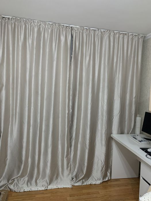 Красивые шторы.