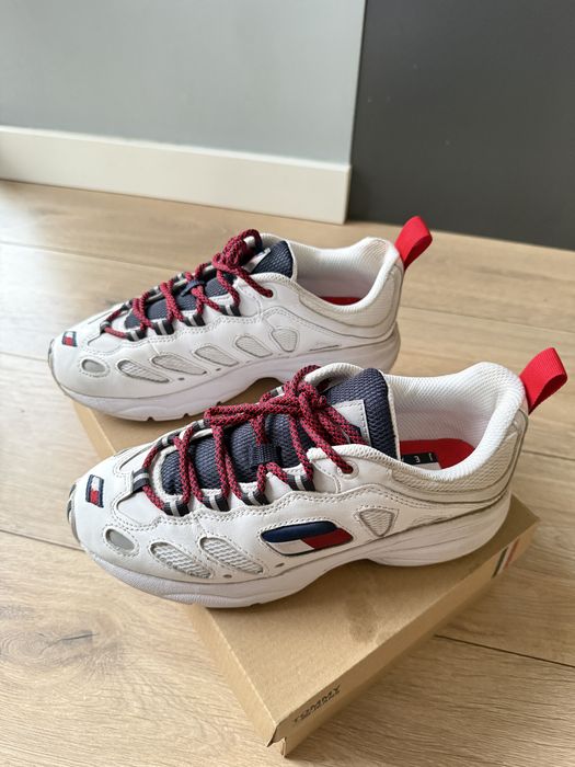 Tommy Hilfiger маратонки