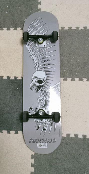 Продам  новый  скейт