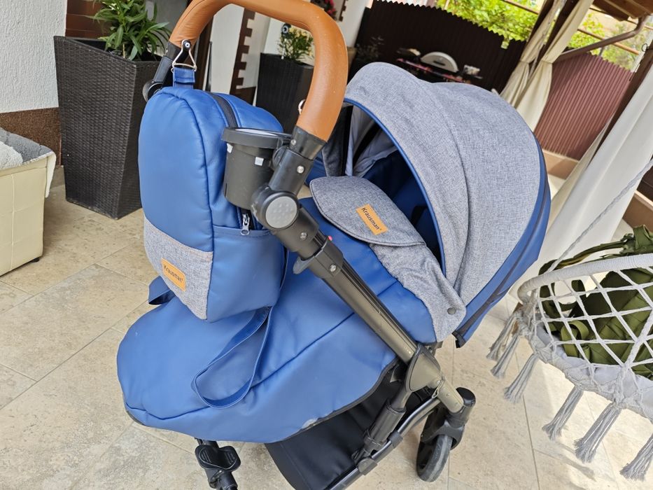 Vând cărucior Krausman 3 in 1 complet de accesorii