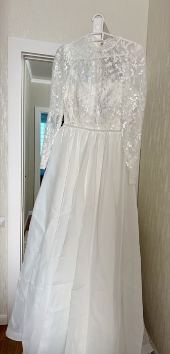 Продам шикарное свадебное платье