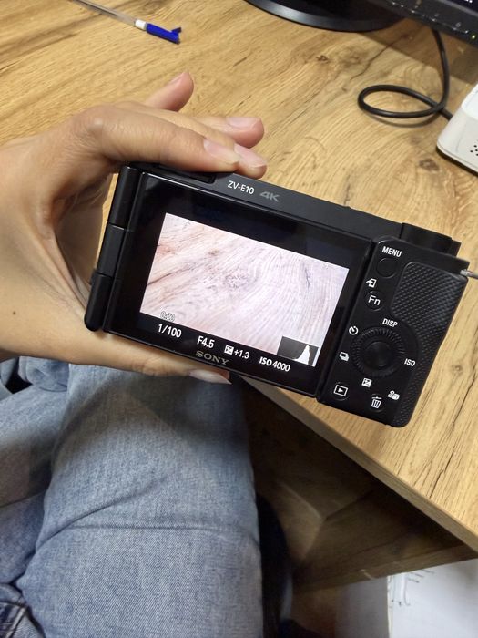 Фотоаппарат Sony ZV-E10