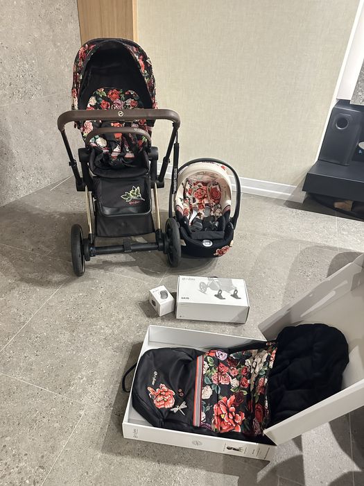 Cybex e-Priam количка и кош за новородено