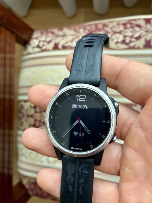 Vand Garmin Fenix 5s Plus cu GPS / harti / muzica