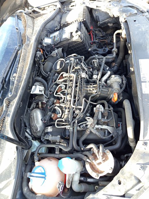 Фолксваген Голф 6 1.6 тди 2011год