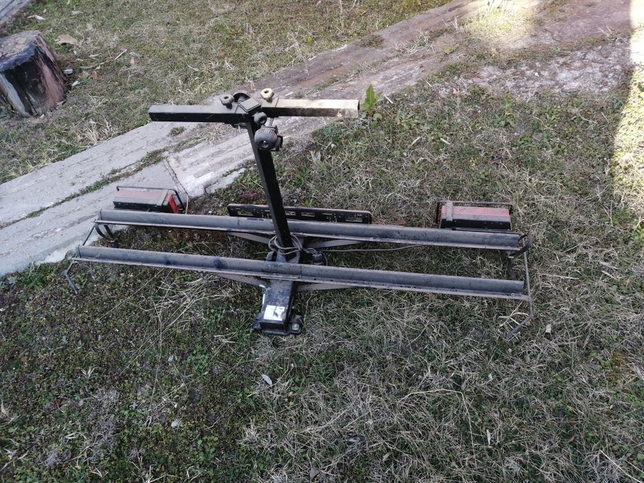 Suport bicicletă pe cârlig stare f bună