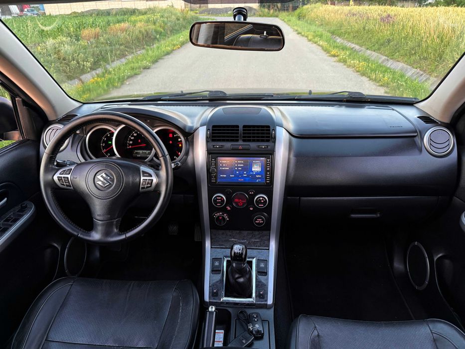 SUZUKI GRAND VITARA 4x4 1.9 DDIS 2010 FULL Adus recent !