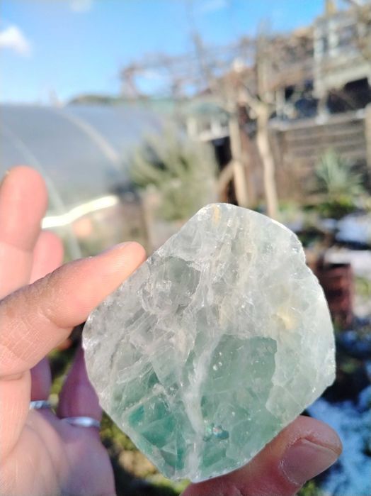 Едностранно полиран флуорит от Индия