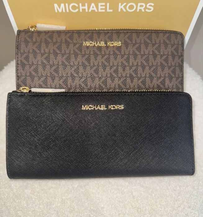 В наличии сумки оригинал новые