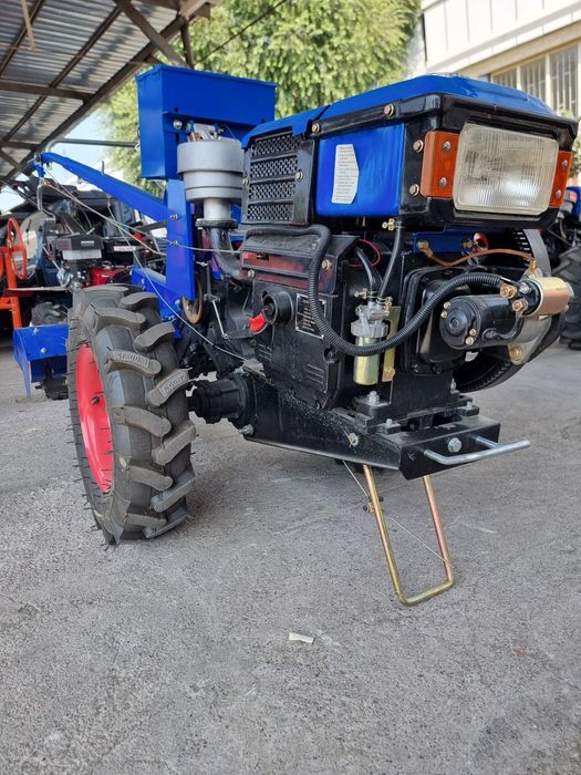 Motoblok ZUBR ZH196 — 12 ot kuchi, kuchli dizel dvigatel