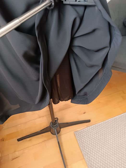 Rochie neagra volane StarShiners