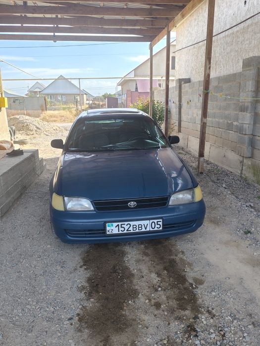 Продам тайота Карина Е