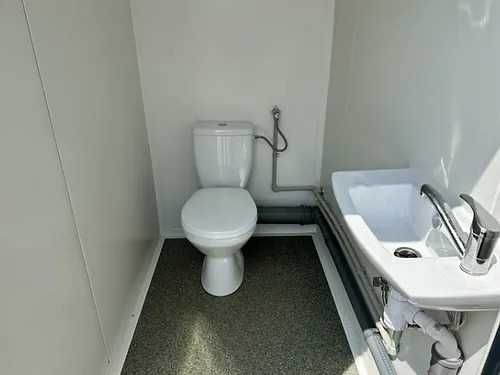 Container sanitar cu 3 compartimente