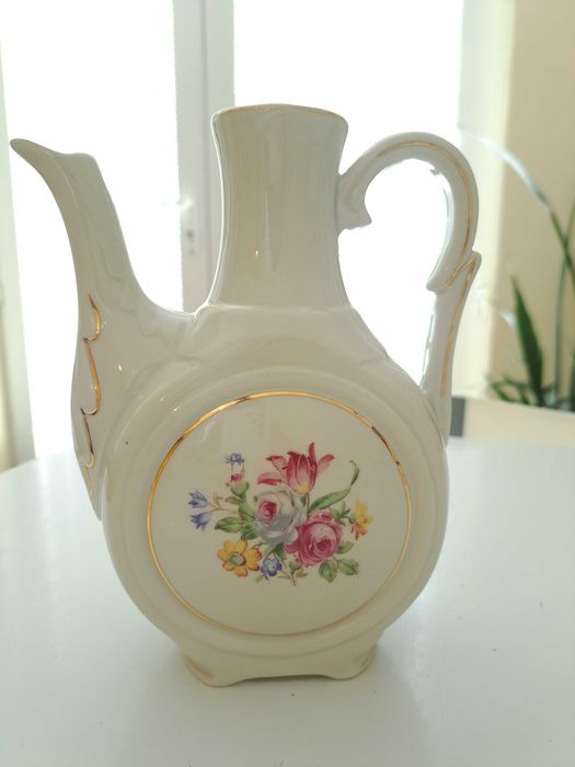 Български порцеланов сет за греяна ракия