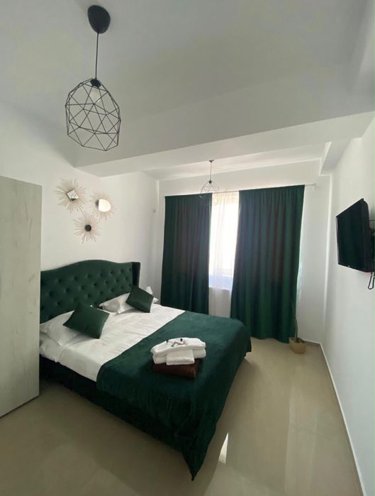 Inchiriez apartament