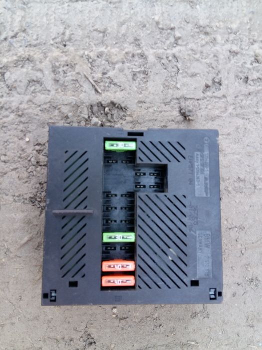 Продам запчасти bmw