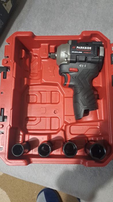 Impact parkside 12v cu pătrat