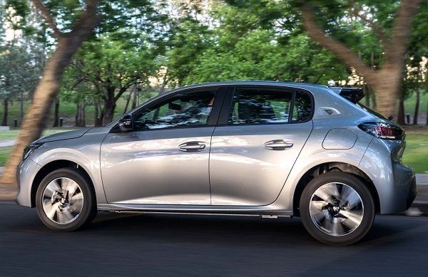 Peugeot 208 Пежо 208 2021г 1.2 1.6 бензин 1.5 дизел На части!!