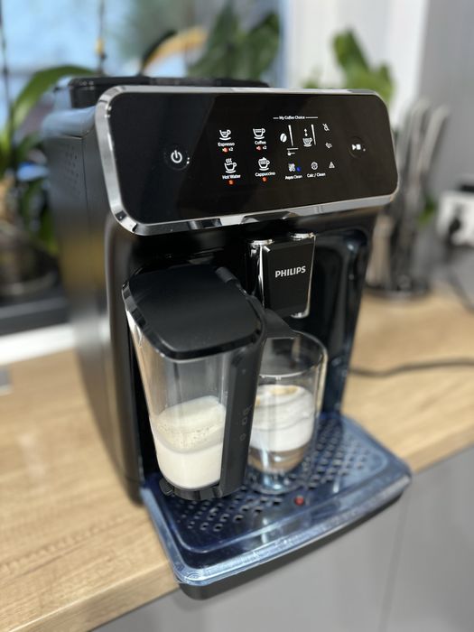 Espressor automat Philips EP2231/40, sistem LatteGo