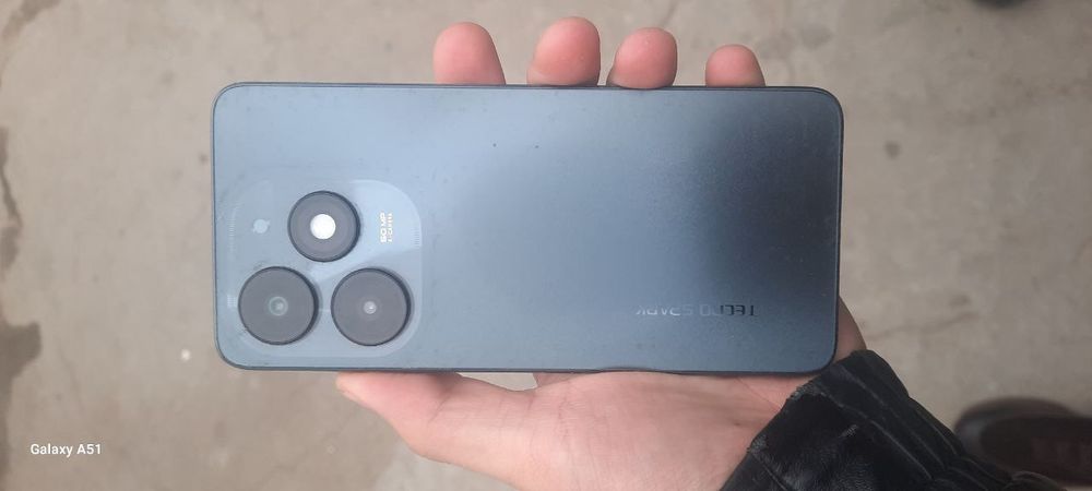 Tecno spark 20 C