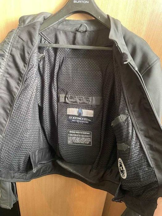 яке RICHA размер M естествена кожа мъжко като ново