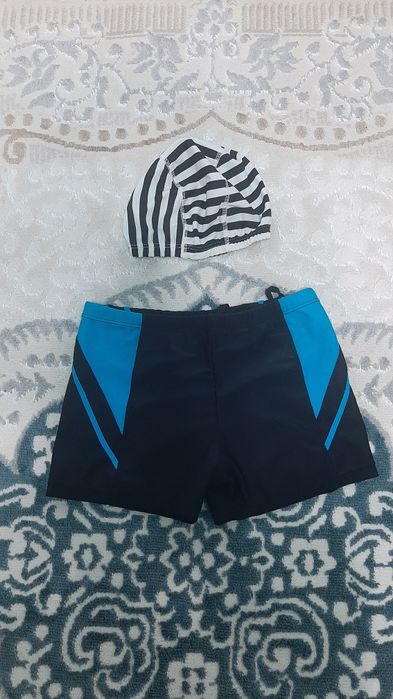 Продам шапку и плавки для бассейна