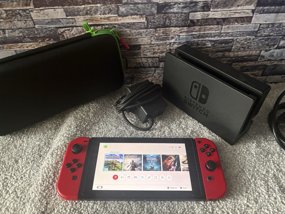 Nintendo Switch Modat - perfect + dock + husa