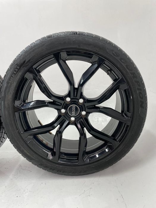 Jante originale Range Rover + cauciucuri Pirelli!